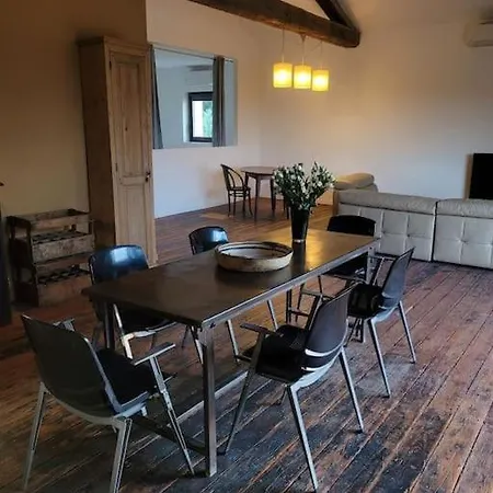 Apartament De Charme Dans Ancienne Cave A Vin Le Boulou