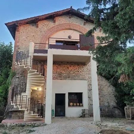 Apartment De Charme Dans Ancienne Cave A Vin